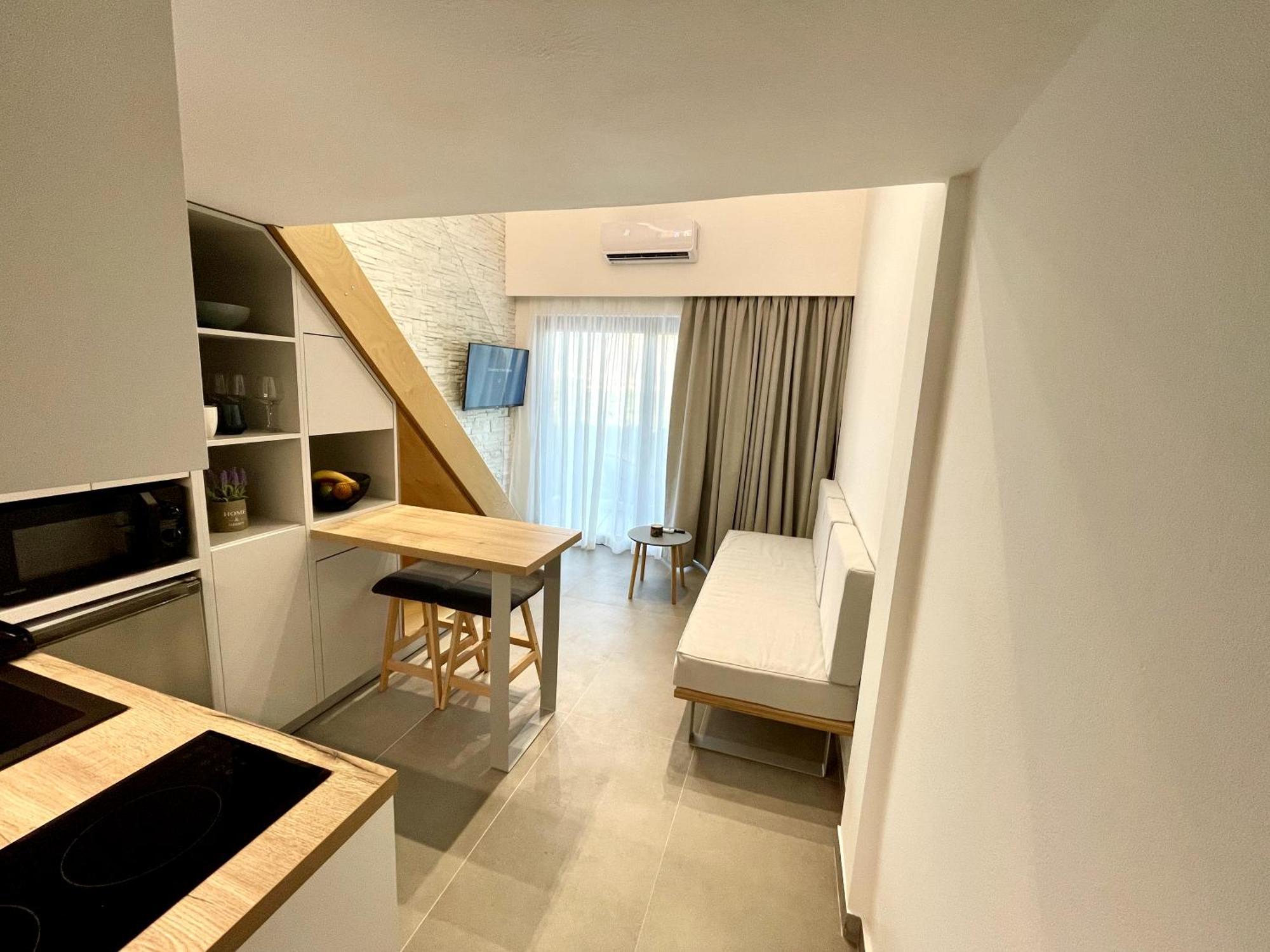 Aelia Suites Istron Extérieur photo